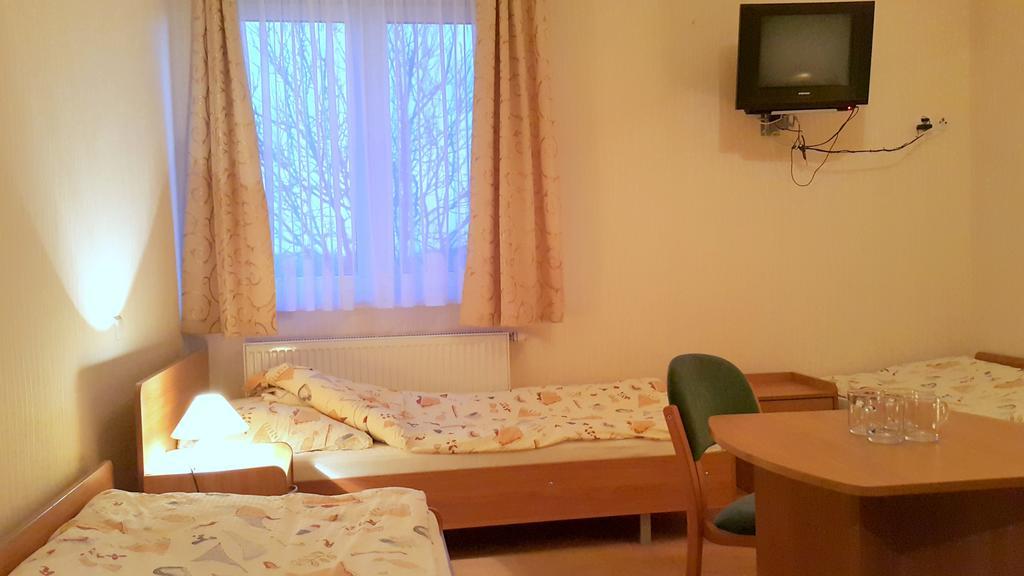 Hotel Marco Plonsk Szkolna 115 المظهر الخارجي الصورة